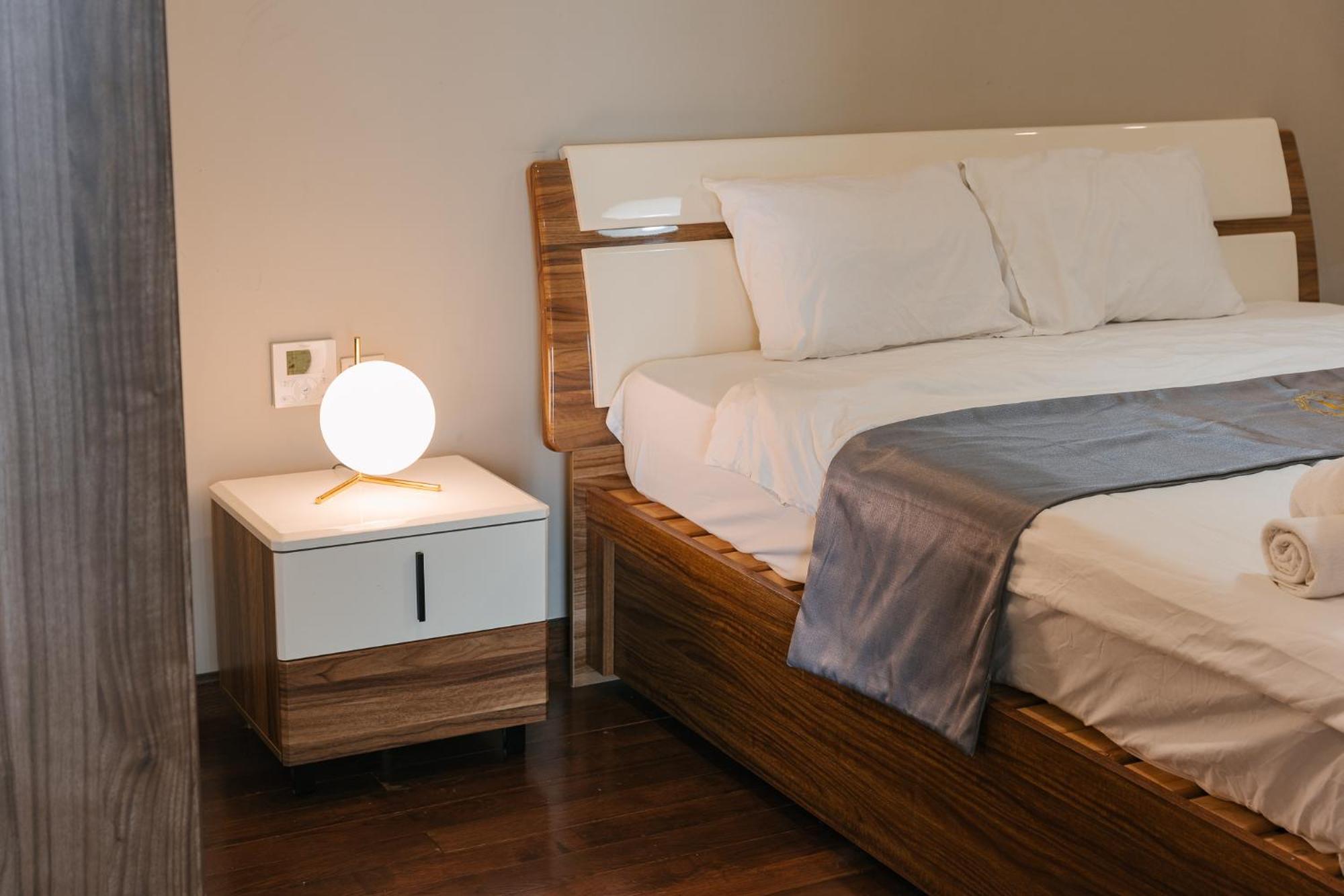 Hi-Home Suites - Hanoi Downtown Aqua Central Esterno foto